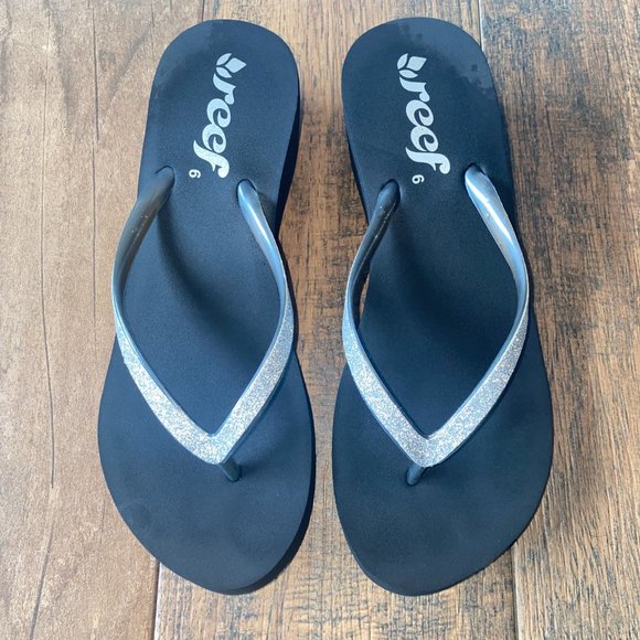 Reef KRYSTAL STAR Black Glitter Slip On Thong Wedge Flip Flops Women's Sandals Reef KRYSTAL STAR Black Glitter Slip On Thong Wedge Flip Flops Women's Sandals
